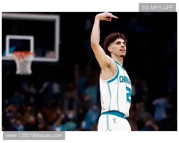 拉梅洛鲍尔本场砍至少15分5板5助5断队史自肯巴沃克后首人