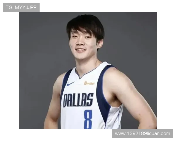 CBA全明星西装亮相引关注，球星着装搭配成焦点